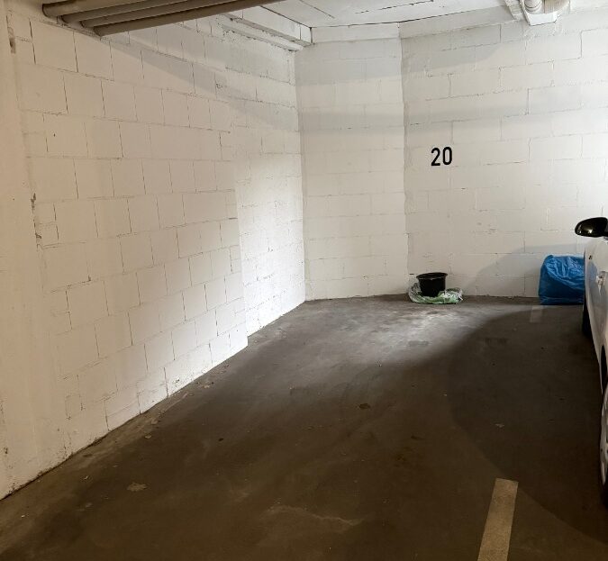 Erdgeschoss-Altbauwohnung in Bahnhofsnähe - Foto 4