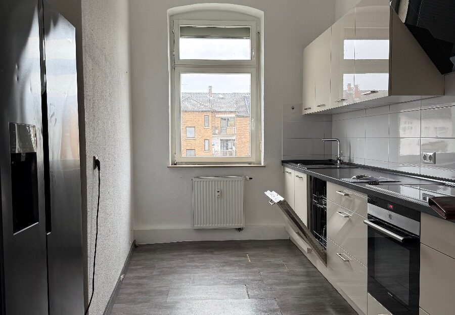 Altbauwohnung in Bahnhofsnähe mit hohen Decken - Foto 5